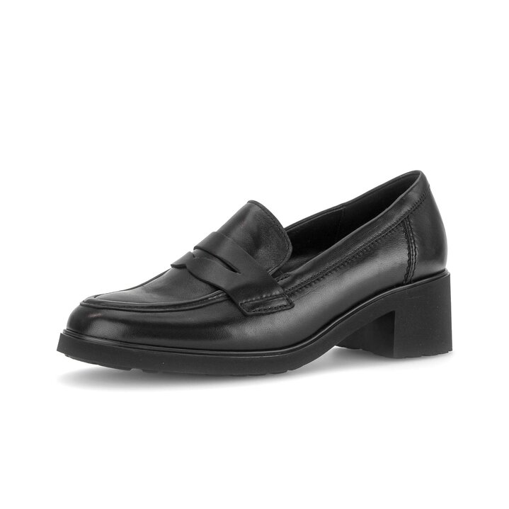 Mocassini con tacco nero #2