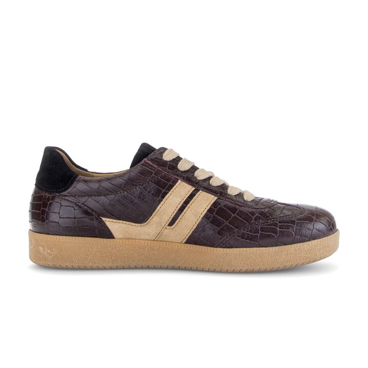 Sneaker low rot #1