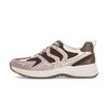 Lage sneaker bruin