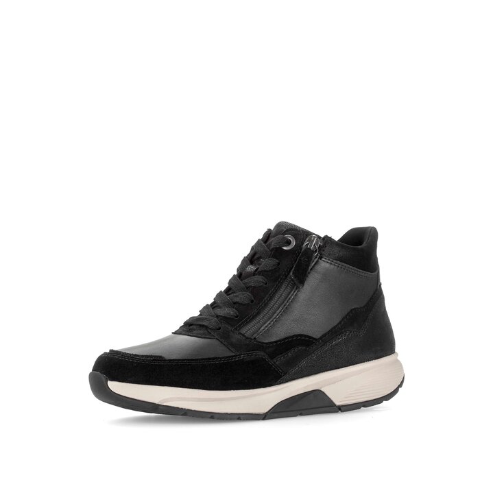 Sneaker high schwarz #2