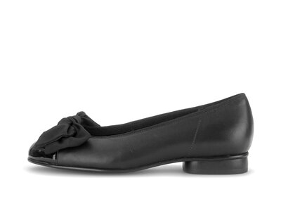 Eleganter Ballerina schwarz