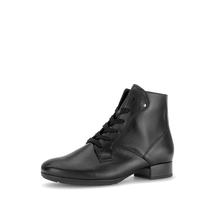 Stivaletto stringato nero #2