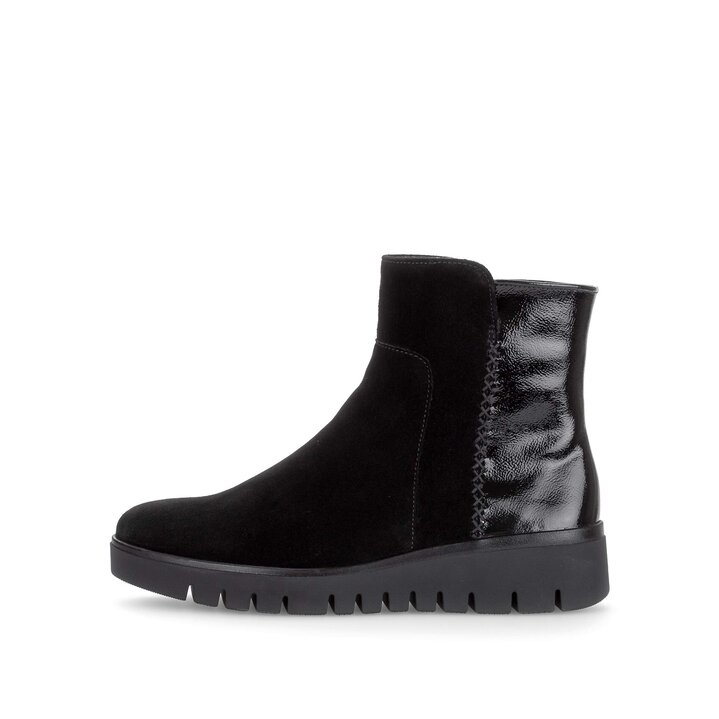 Sportliche Stiefelette schwarz #0