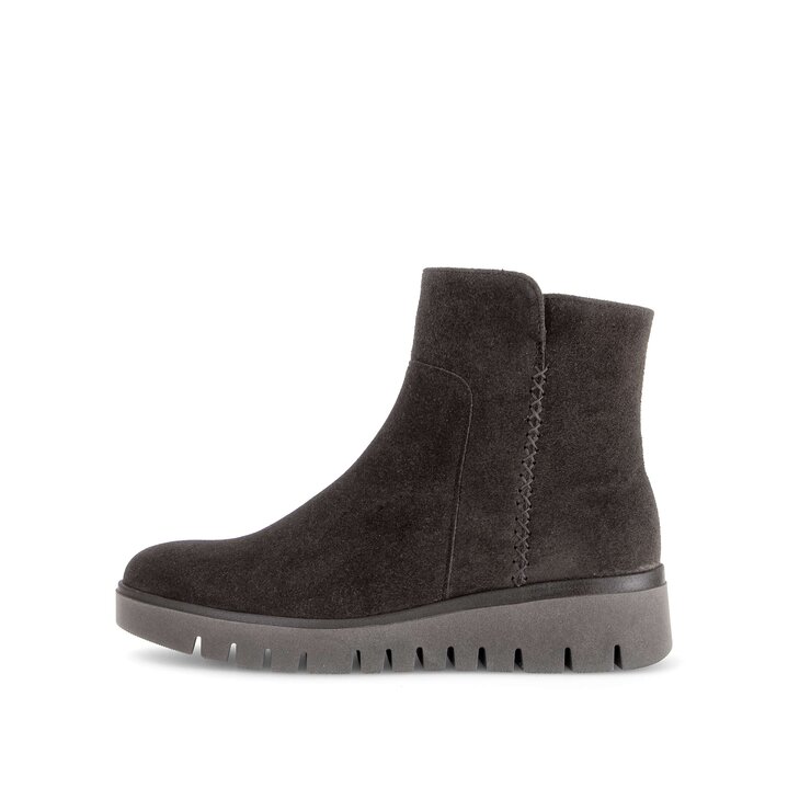 Sportliche Stiefelette braun #0