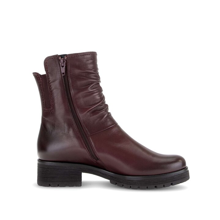 Sportliche Stiefelette rot #1