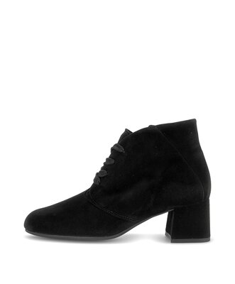 Schnürschuh schwarz