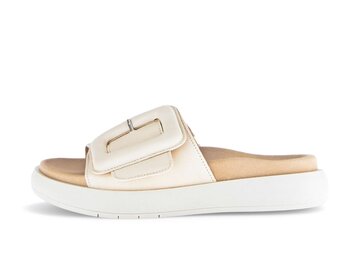  p14442611 beige