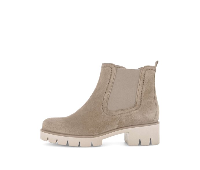 Chelsea bruin #0 Chelsea bruin #0