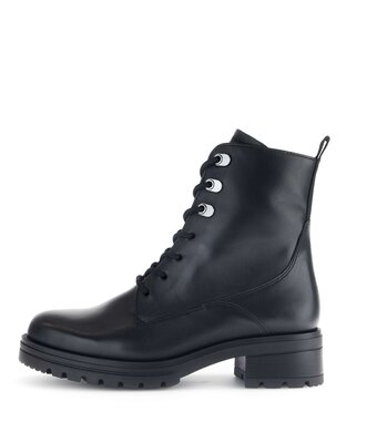 Stivaletto stringato nero