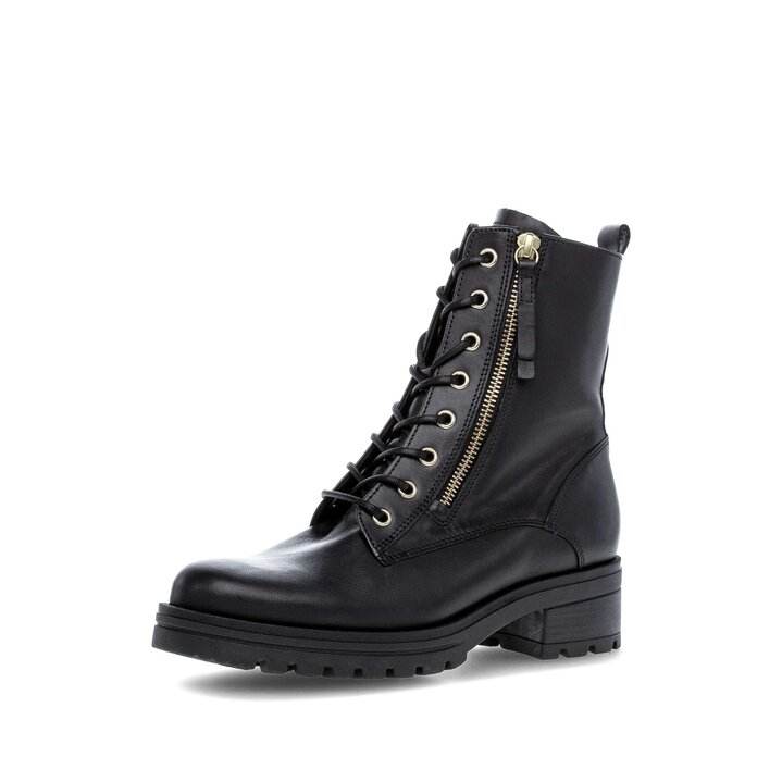 Stivaletto stringato nero #2