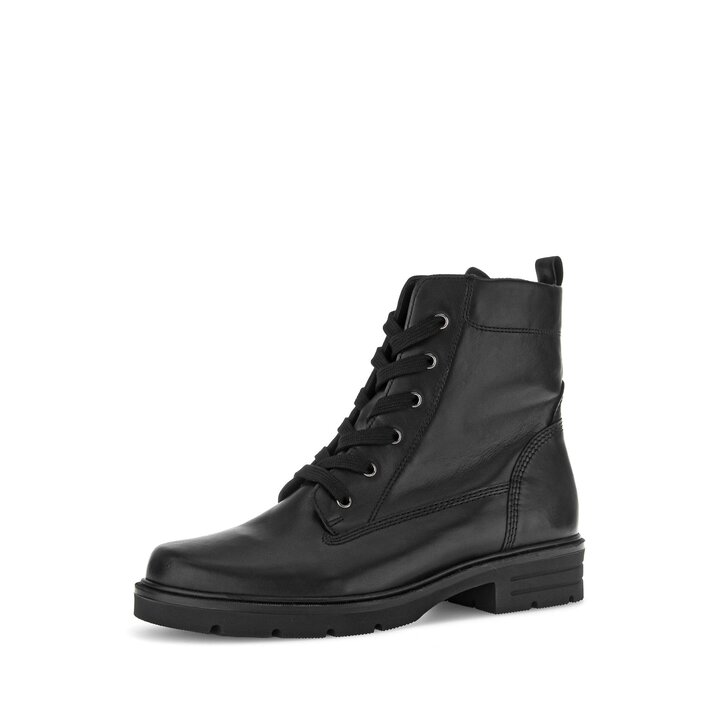 Stivaletto stringato nero #2