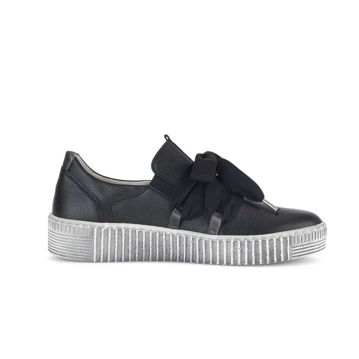 Sneaker low schwarz #1