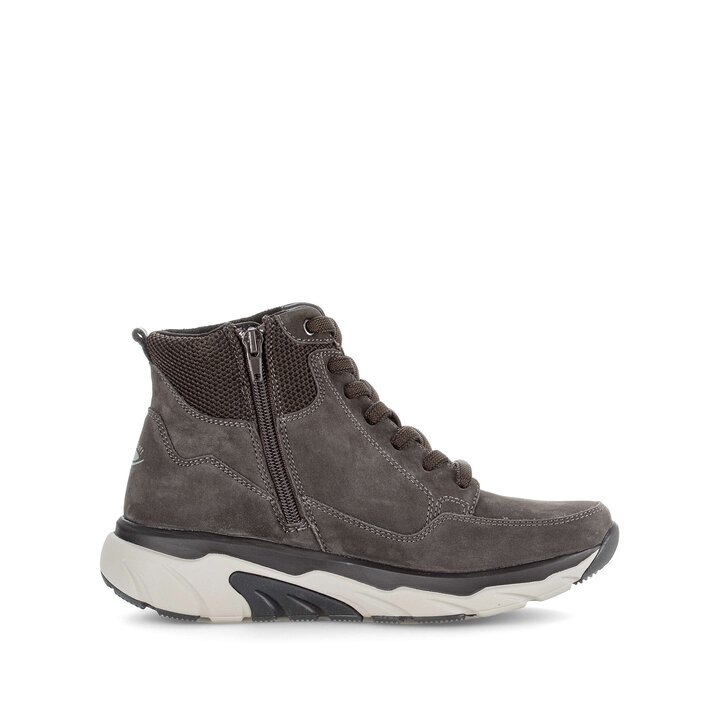 Sportiga stövletter brun #1