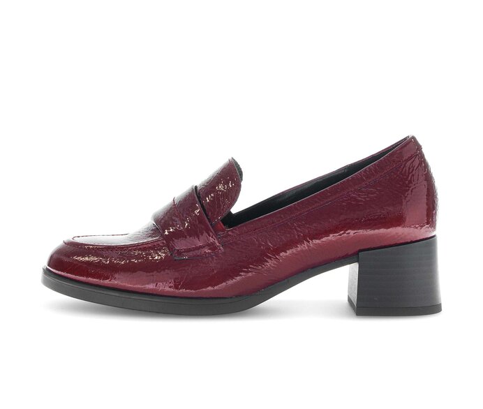 Mocassins à talons rouge #0