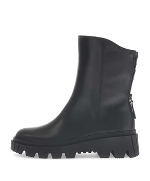 Stivaletto con plateau nero