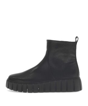 Plateau Stiefelette schwarz