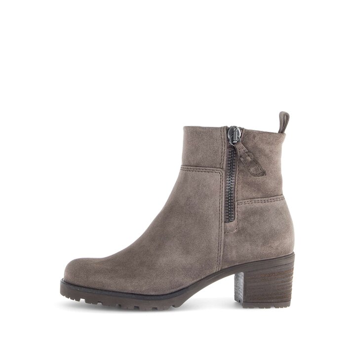 Sportliche Stiefelette braun #0