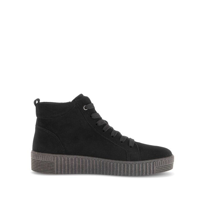 Sneaker high svart #1