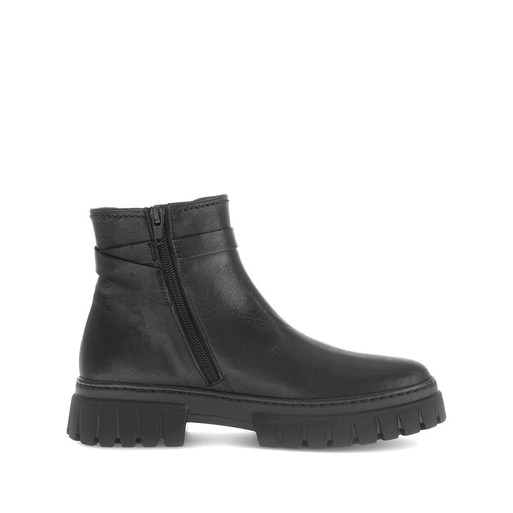 Sportliche Stiefelette schwarz #1