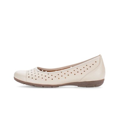 Sportiga ballerinor creme