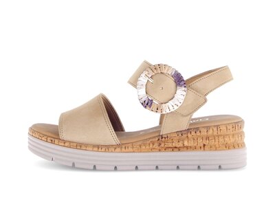 Sandalo con plateau beige