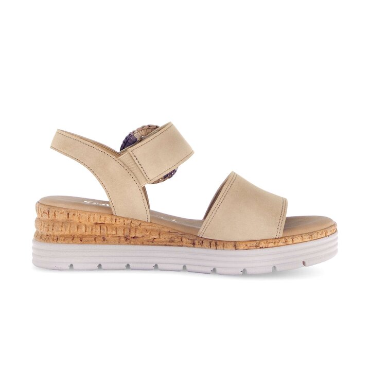 Sandale à plateforme beige #1