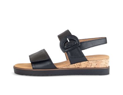 Sandalo con plateau nero