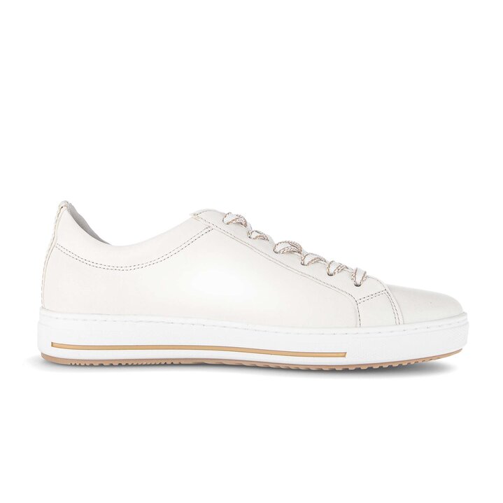 Sneaker low creme #1