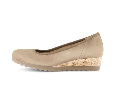 Keilpumps beige