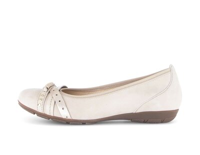 Elegante ballerina beige