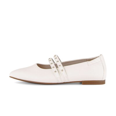 Ballerina elegante crema