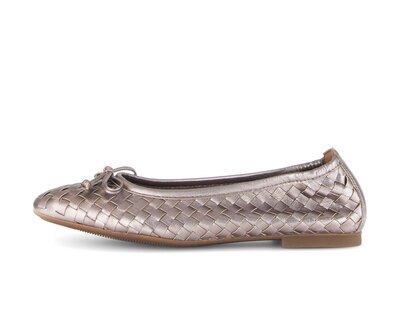 Eleganter Ballerina beige