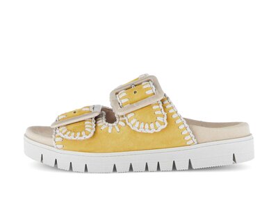 Pantolette gelb