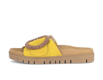 Pantolette gelb