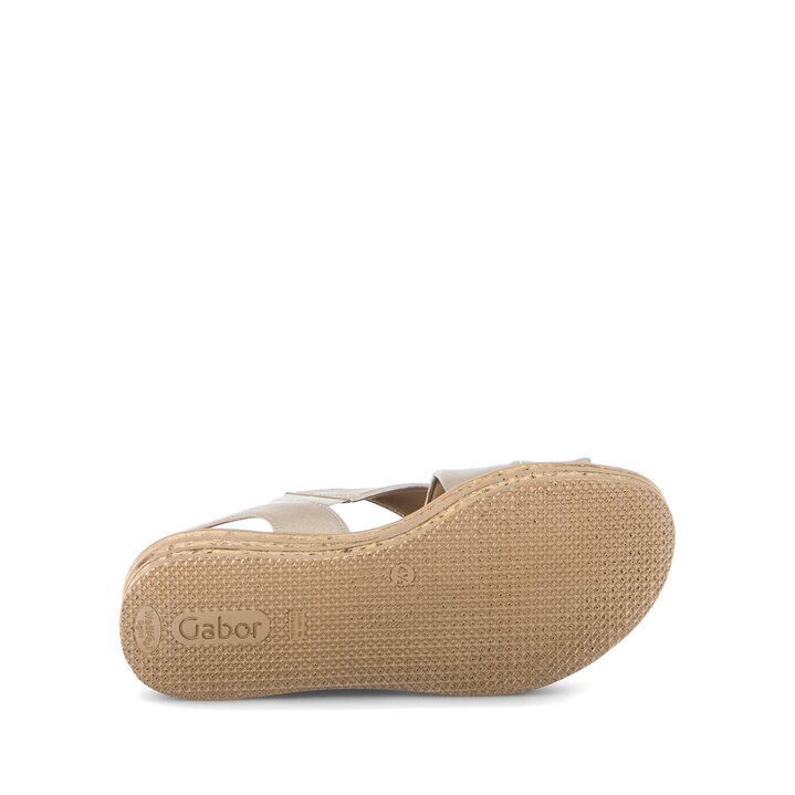 Sandale met plateauzool goud #4