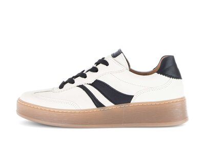 Sneaker low creme