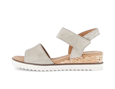 Plateau Sandale grün