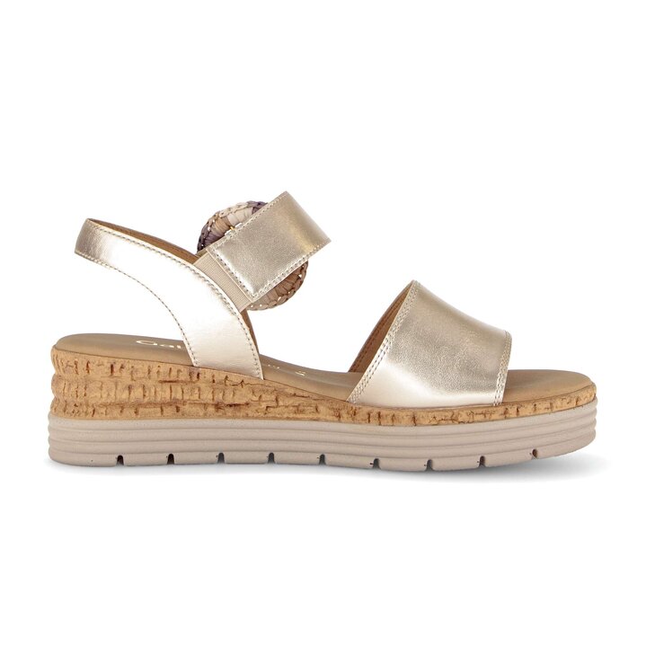 Sandale à plateforme or #1