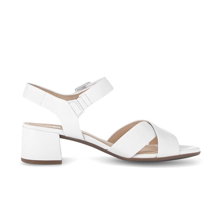 Riemchensandale weiß #1