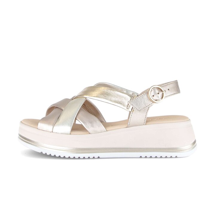 Sandale à plateforme or #0