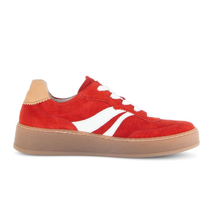 Basket basse rouge #1