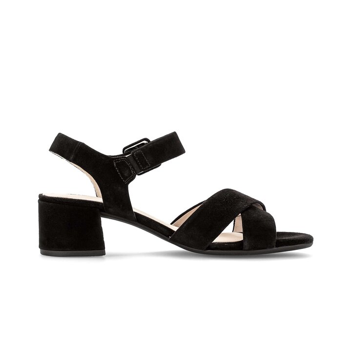 Sandalo con cinturino nero #1