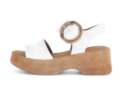 Sandale met plateauzool crème