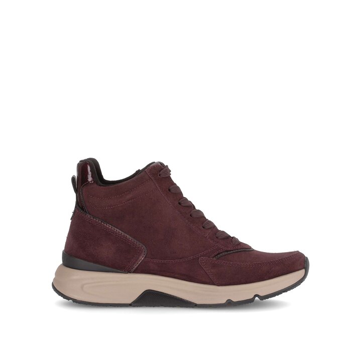 Sneaker high rot #1