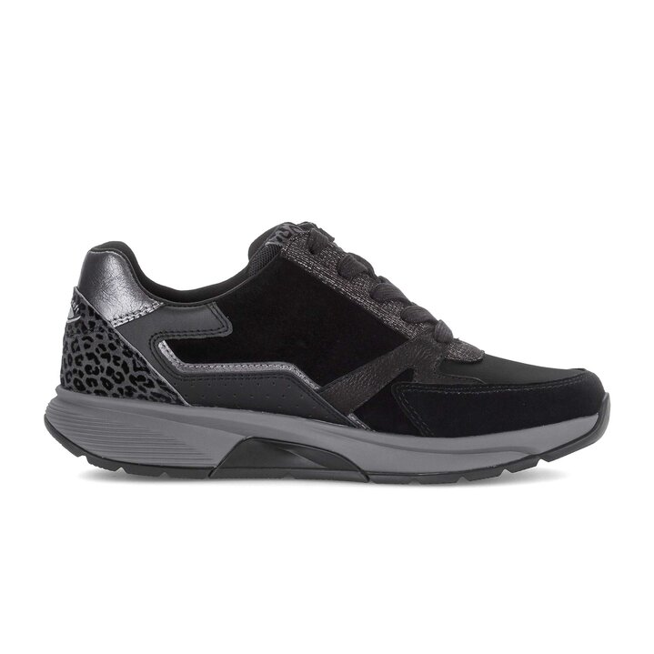 Sneaker low schwarz #1