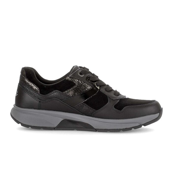Lage sneaker zwart #1