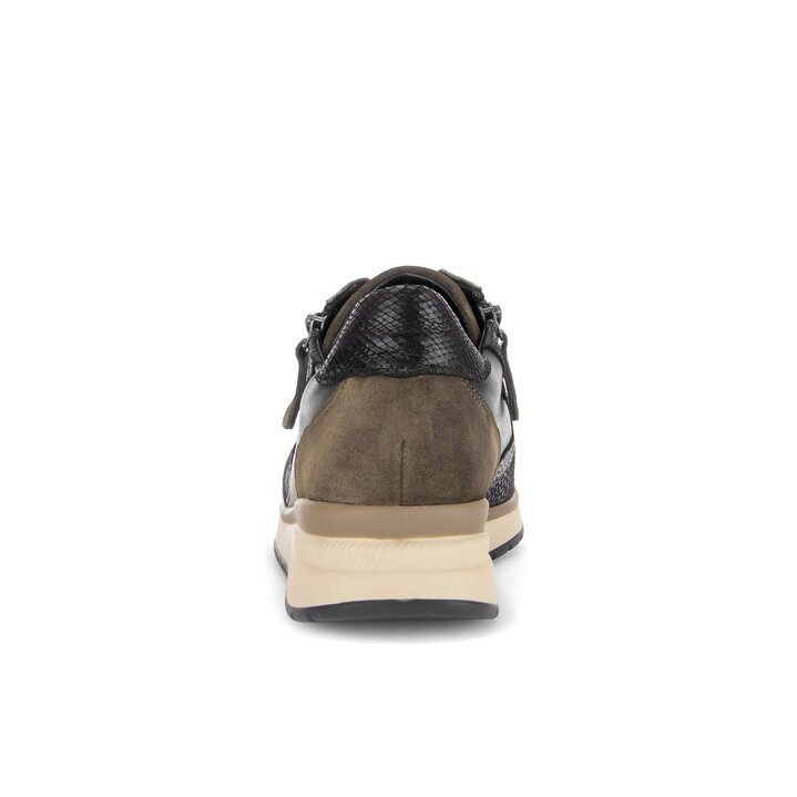 Sneaker low braun #3