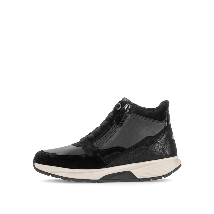 Sneaker high schwarz #0