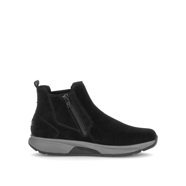 Sneaker high schwarz #1