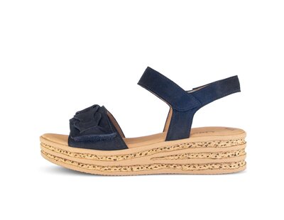 Sandalo con plateau blu